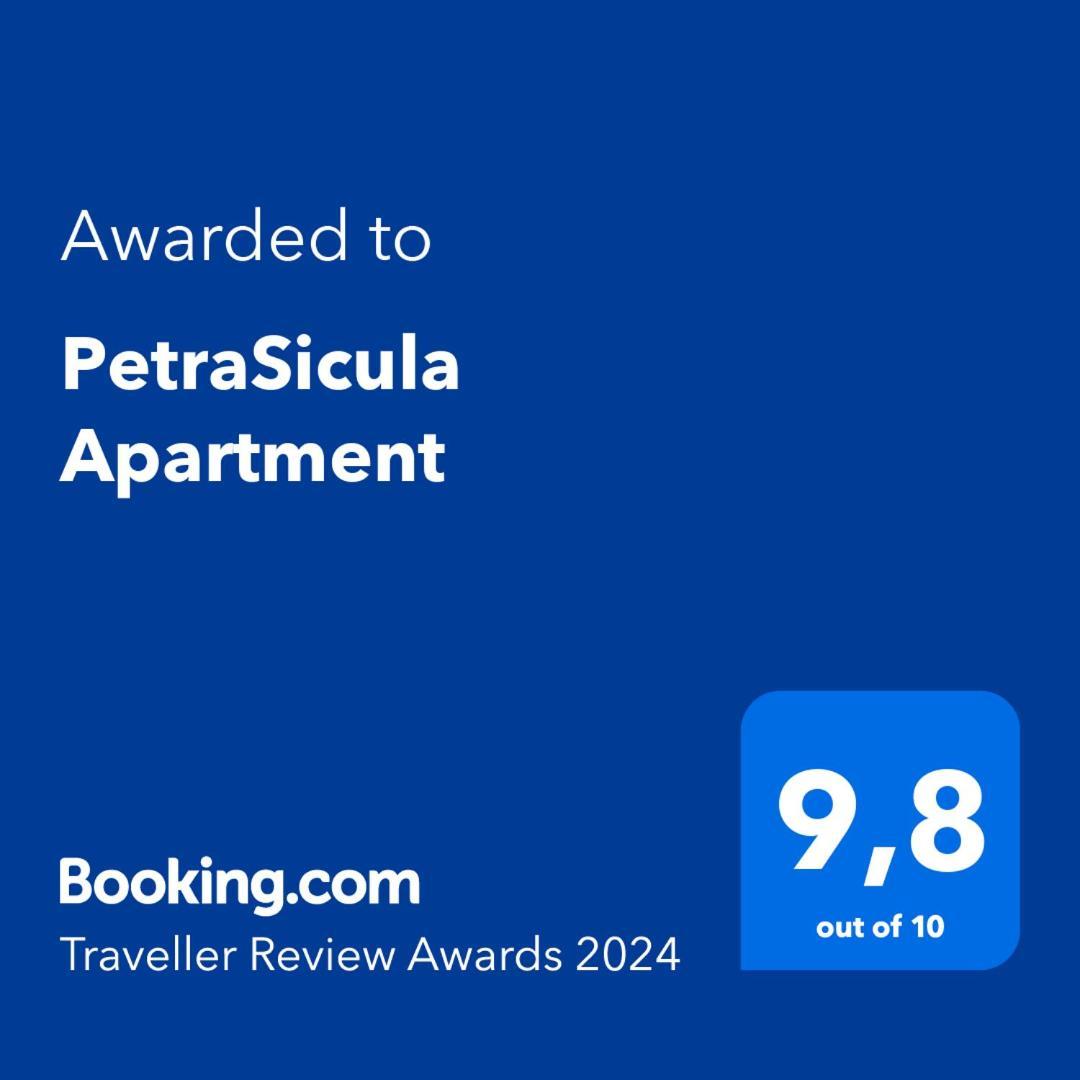 Petrasicula Apartment Aci Trezza Eksteriør billede